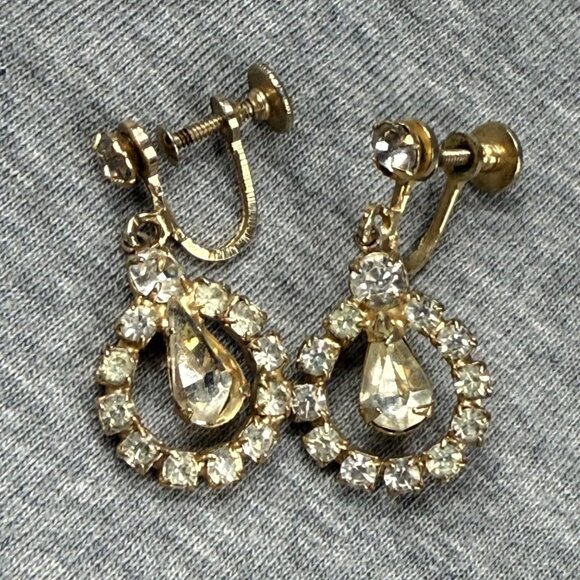 Vintage Gold-Tone Screw Back Clip-On Earrings Clear Rhinestones Teardrop Accent - Picture 2 of 16